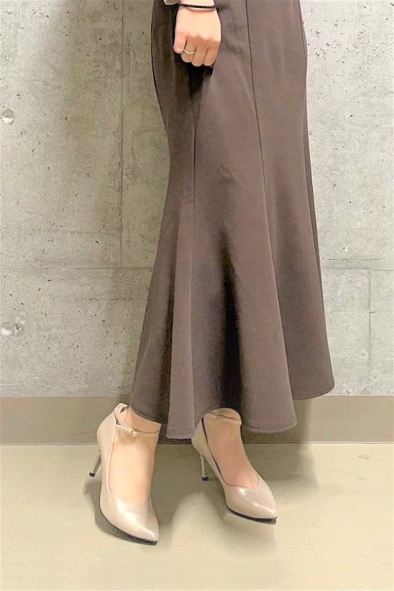 REZOY アンクルストラップアーモンドトゥパンプス